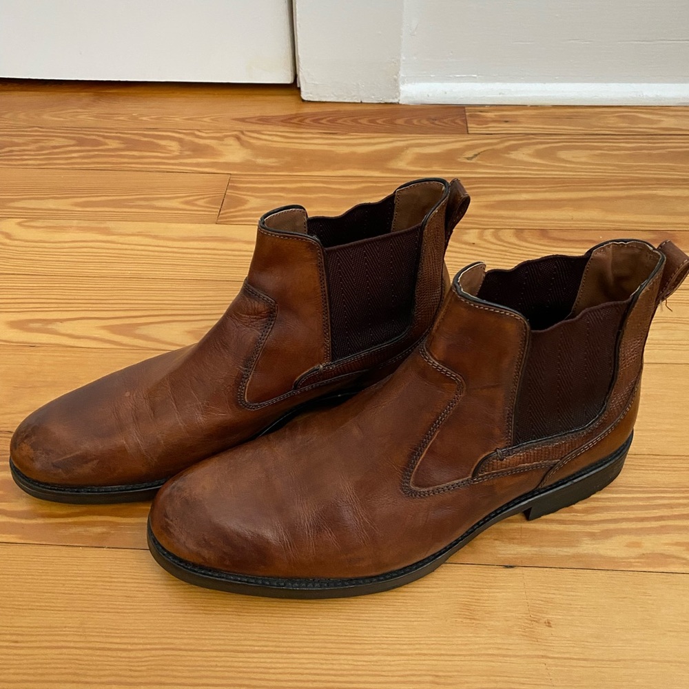 KENNETH COLE Reaction Brewster Chelsea Boots Brown